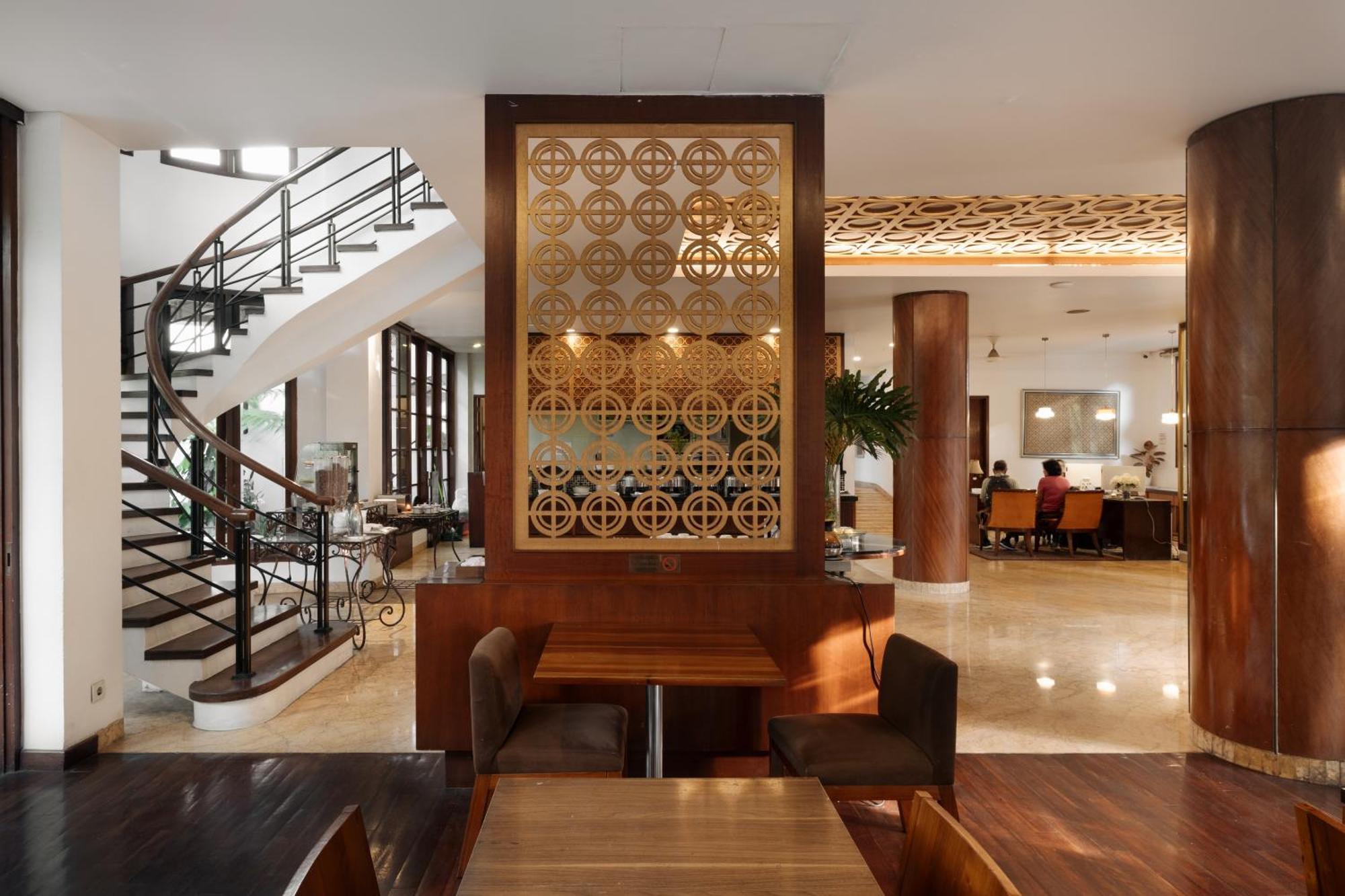 House Sangkuriang Hotel Bandung Exterior foto